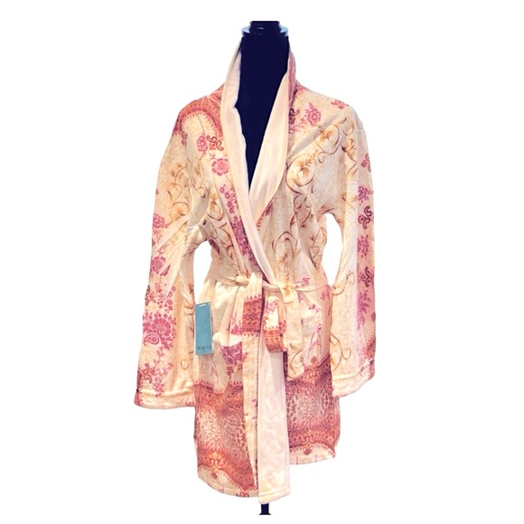 Marrakesh Pink Short Robe With Embellishments‎